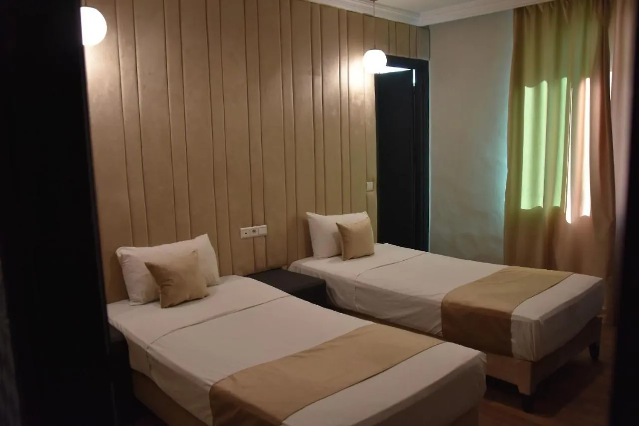 Cade Hotel Casa Blanca